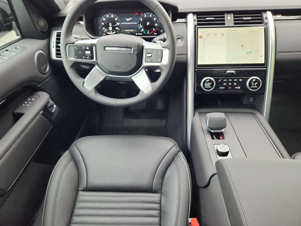 New 2026 Land Rover Discovery S AWD/4WD image 4