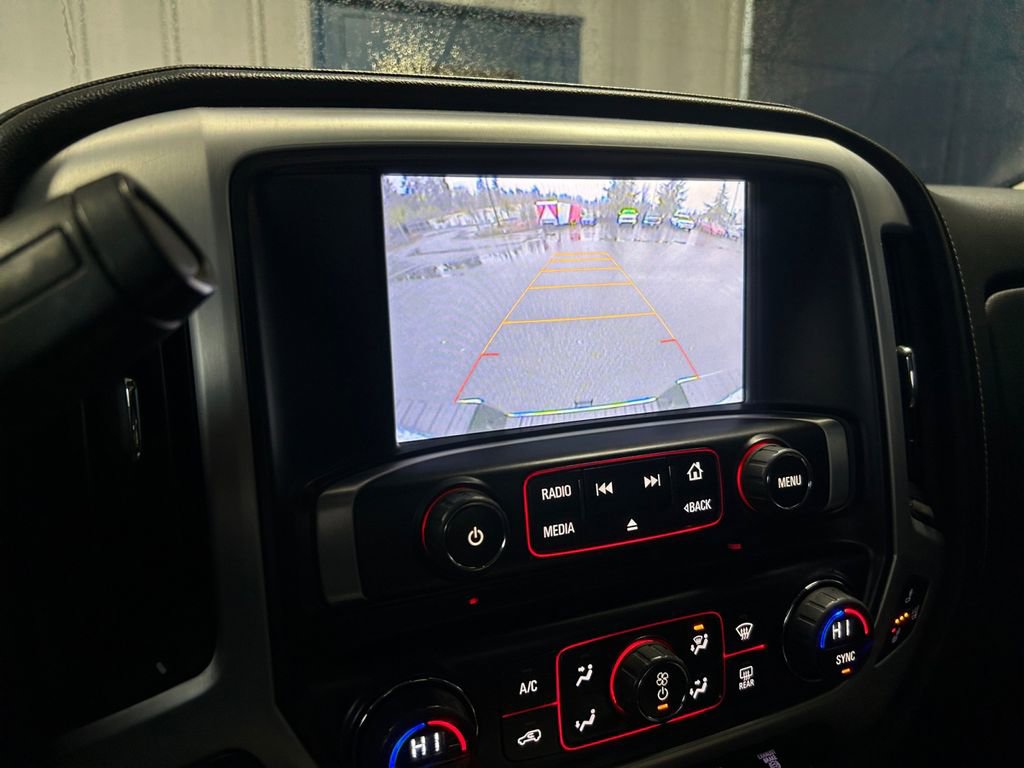 Used 2015 GMC Sierra 2500 SLT w/ Duramax Plus Package image 19