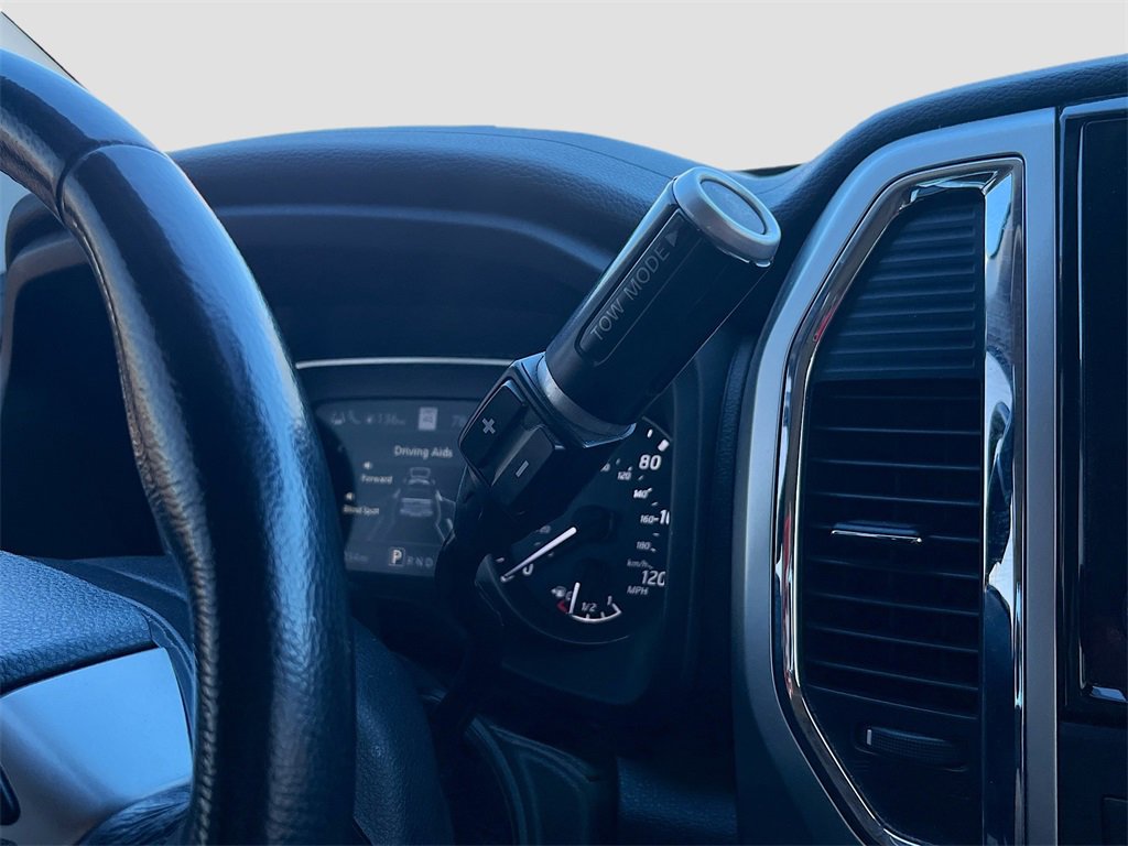 Used 2020 Nissan Titan SV w/ SV Convenience Package image 17