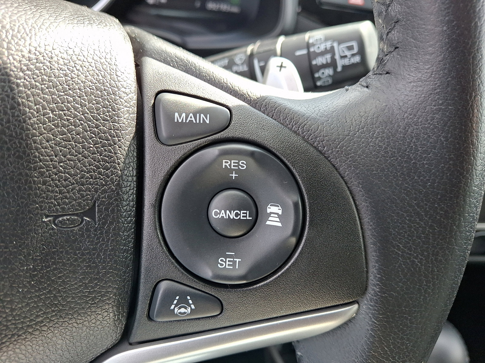 Used 2018 Honda Fit EX-L image 25