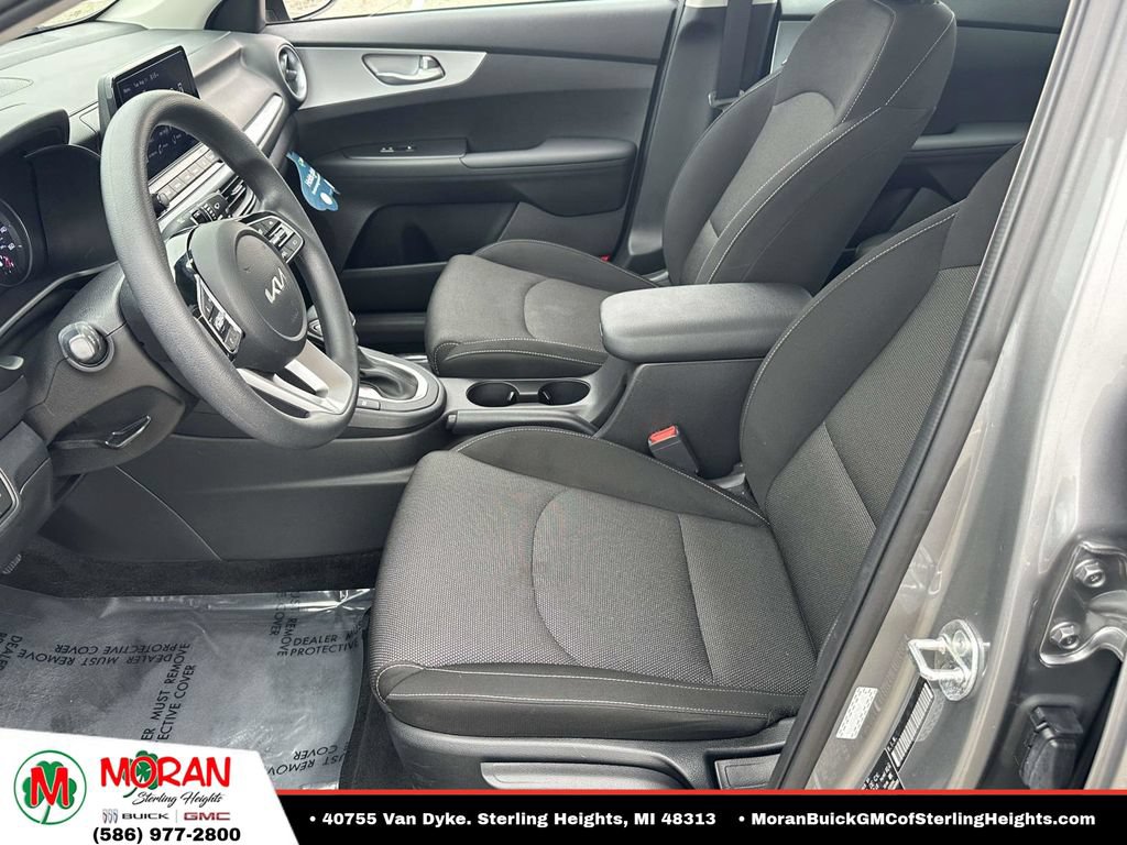 Used 2023 Kia Forte LXS FWD image 15