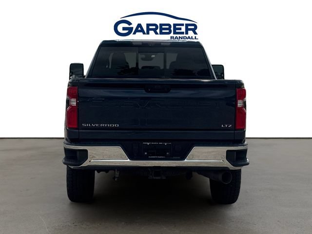 Used 2020 Chevrolet Silverado 2500 LTZ w/ LTZ Premium Package AWD/4WD image 4