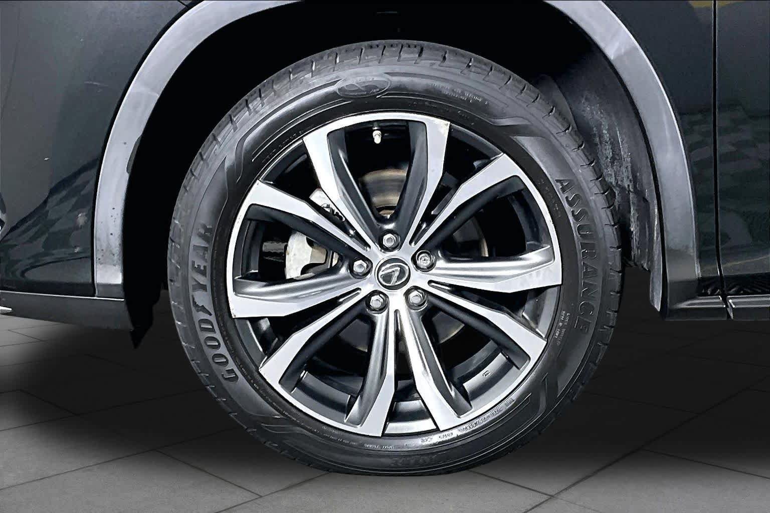 Used 2020 Lexus RX 350L FWD w/ Premium Package image 10