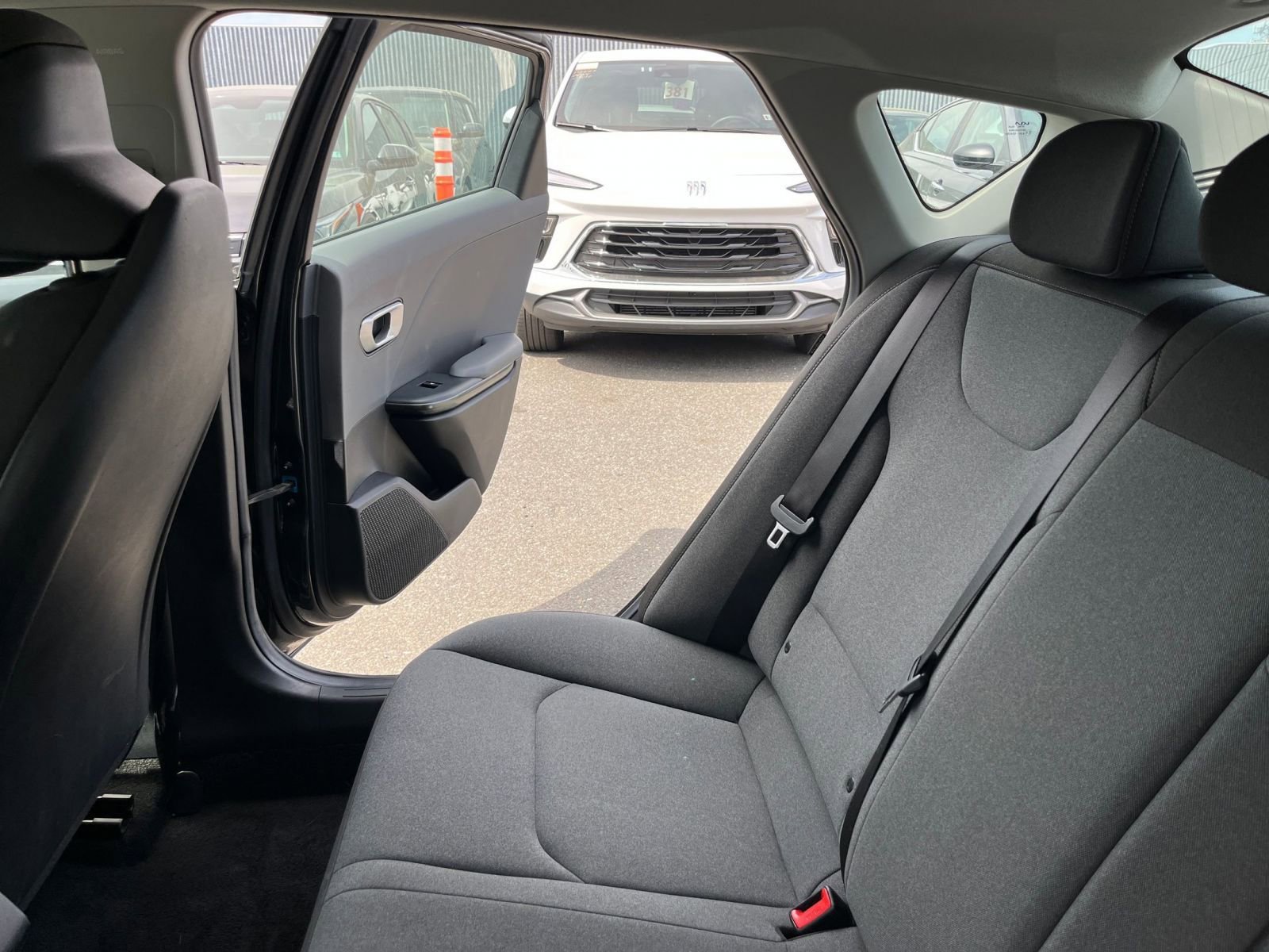 Used 2025 Kia K4 FWD image 39