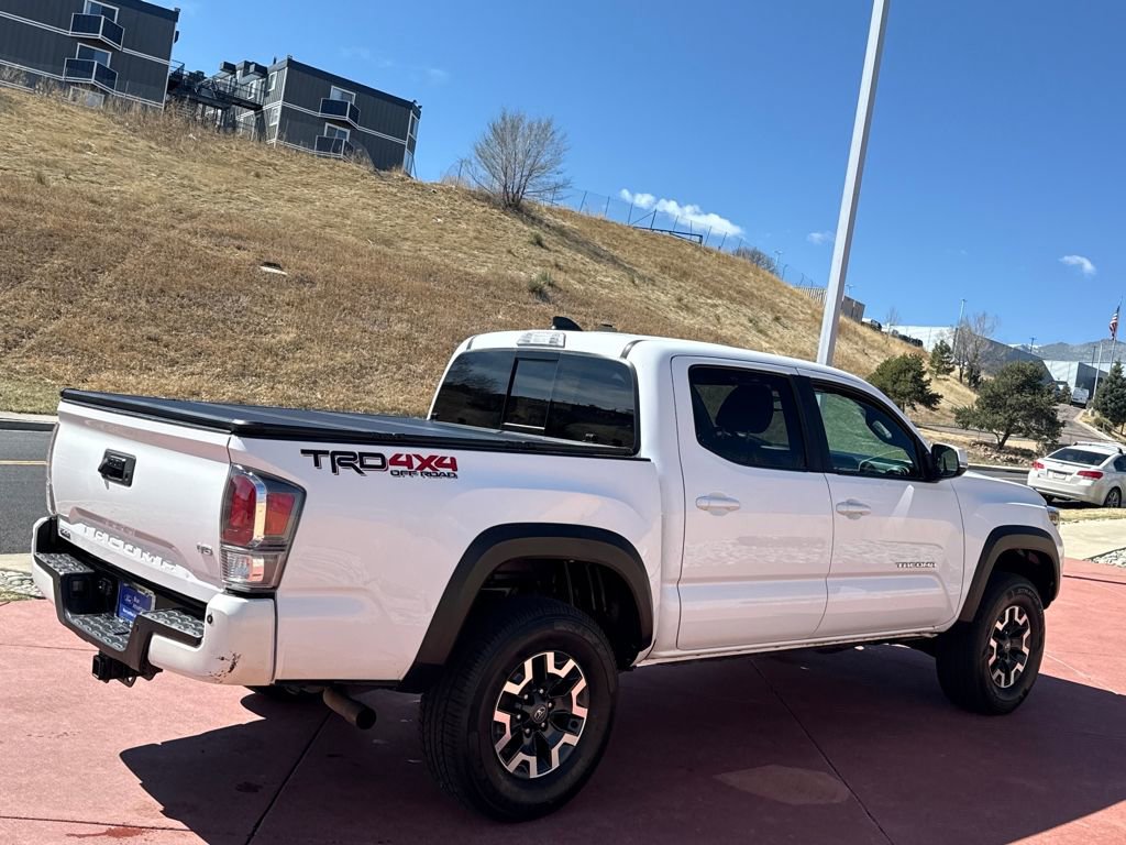 Used 2022 Toyota Tacoma TRD Off-Road w/ Technology Package AWD/4WD image 7