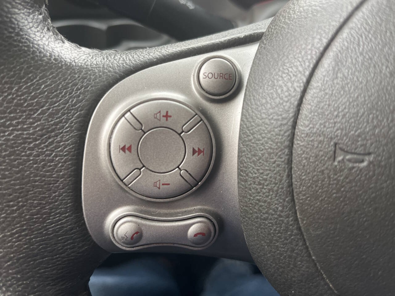 Used 2014 Nissan Cube 1.8 SL w/ SL Preferred Package FWD image 12