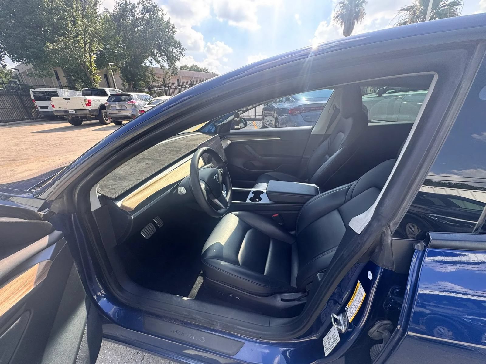 Used 2021 Tesla Model 3 Standard Range Plus RWD image 4