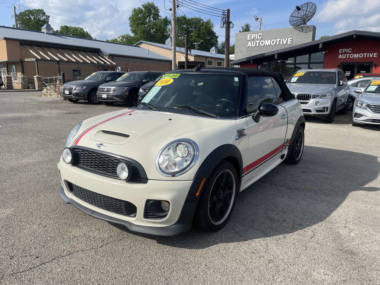 Used 2010 MINI Cooper S image 1