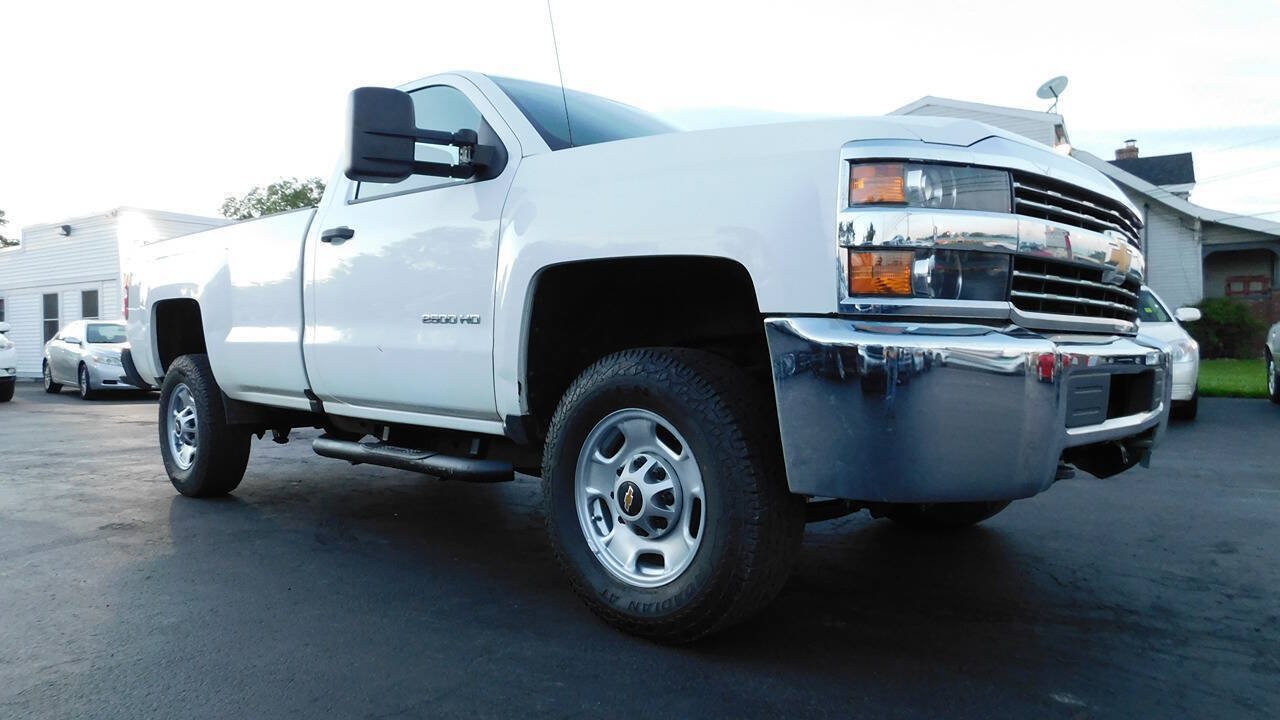 Used 2018 Chevrolet Silverado 2500 W/T AWD/4WD image 29