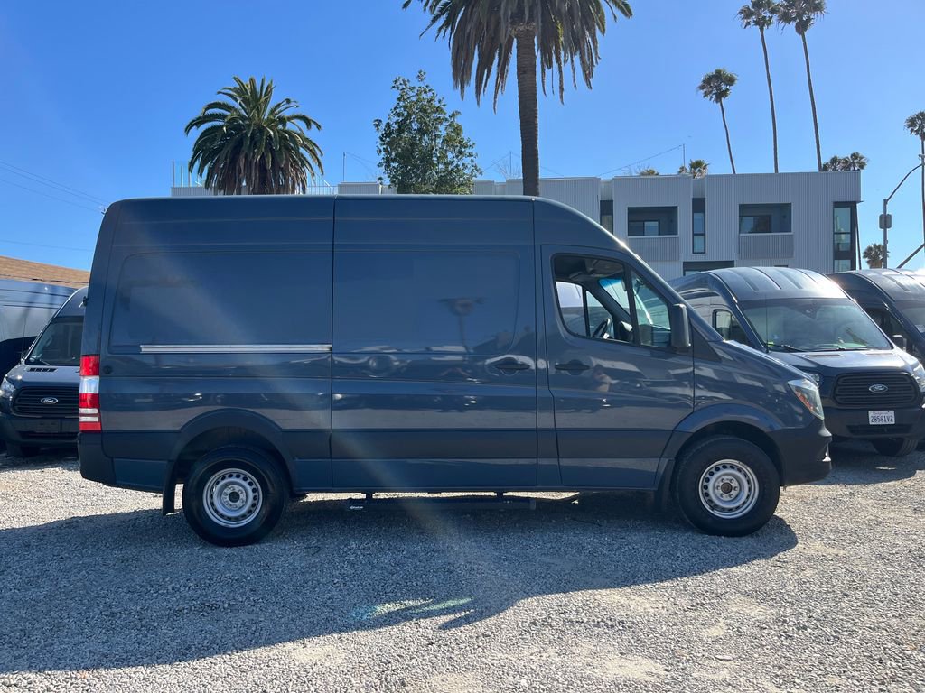 Used 2018 Mercedes-Benz Sprinter 2500 image 4