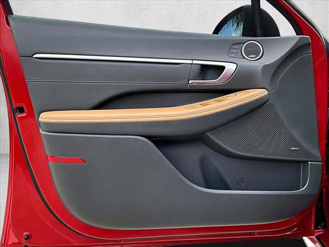 Used 2021 Hyundai Sonata Limited image 18