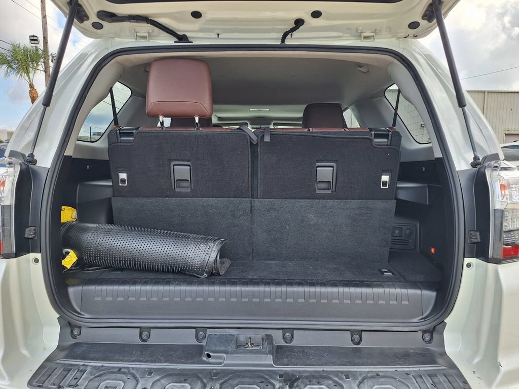 Used 2016 Toyota 4Runner Limited RWD image 29