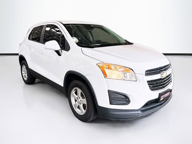 Used 2016 Chevrolet Trax LS AWD/4WD image 3