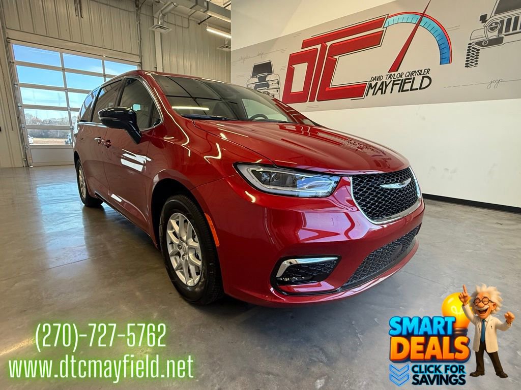 New 2026 Chrysler Pacifica Select image 1