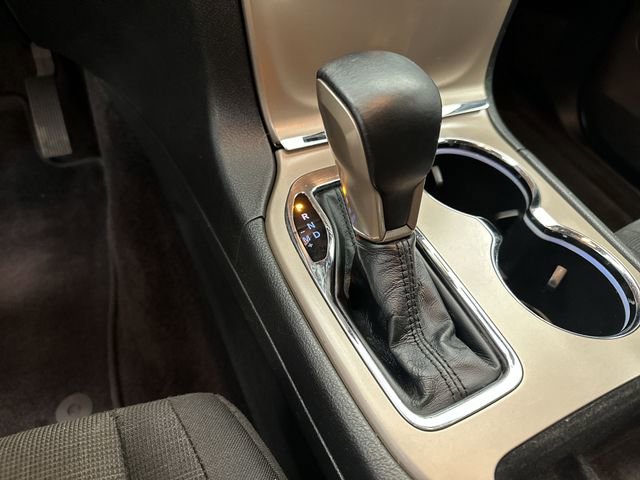 Used 2016 Jeep Grand Cherokee Laredo w/ Quick Order Package 23E image 24