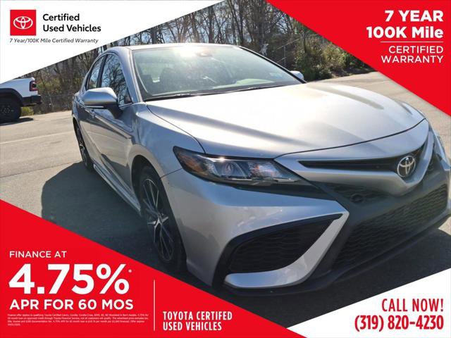 Certified 2021 Toyota Camry SE FWD image 1