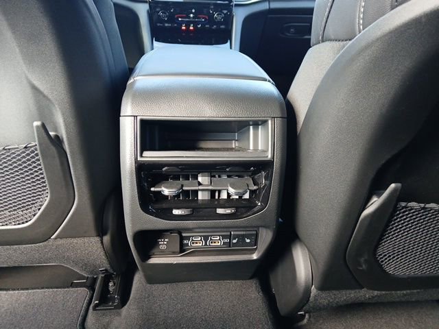 New 2025 Jeep Grand Cherokee Limited AWD/4WD image 13