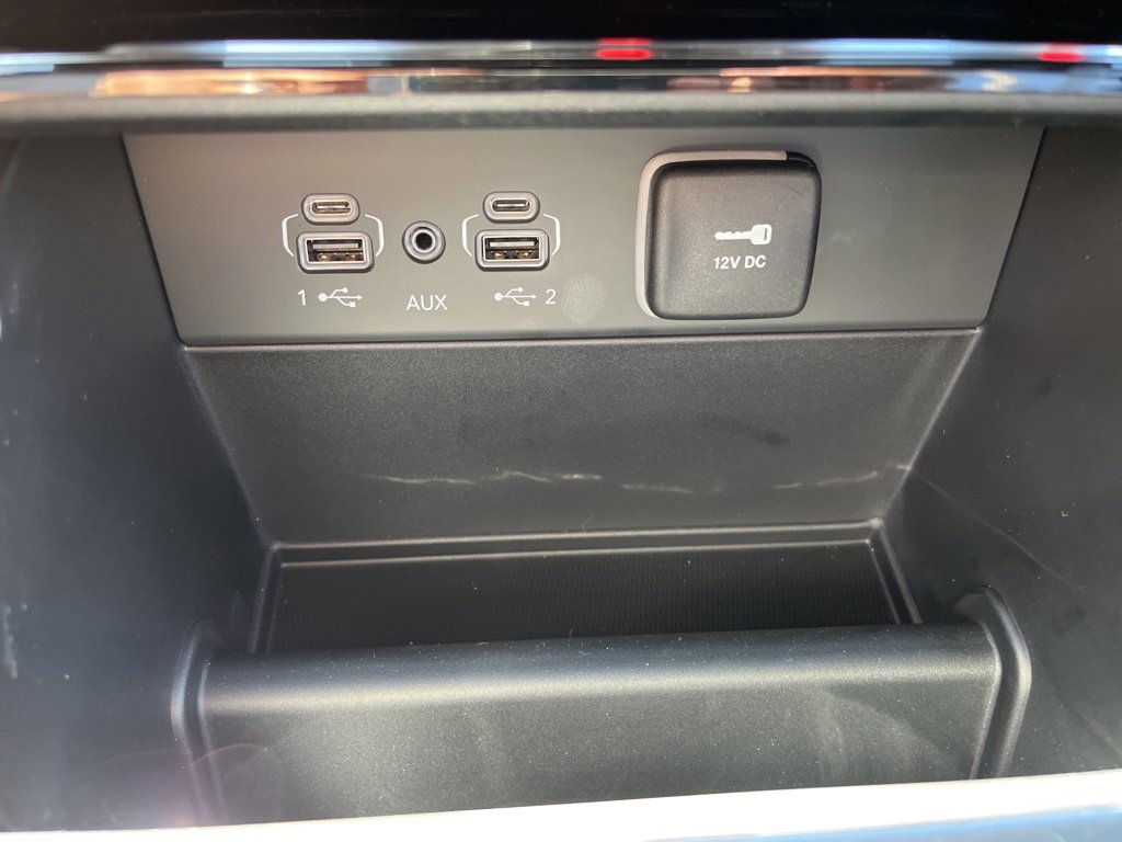 New 2025 Jeep Grand Cherokee L Limited w/ Black Appearance Package image 32