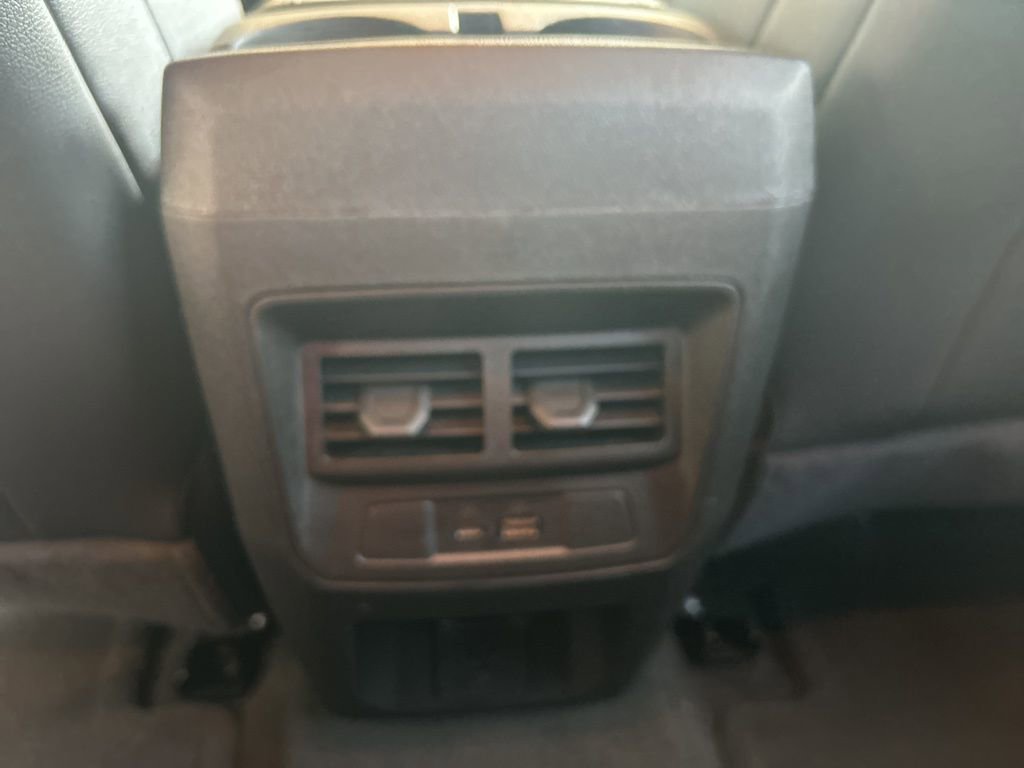 Used 2025 GMC Canyon AT4 w/ AT4 Premium Package AWD/4WD image 12