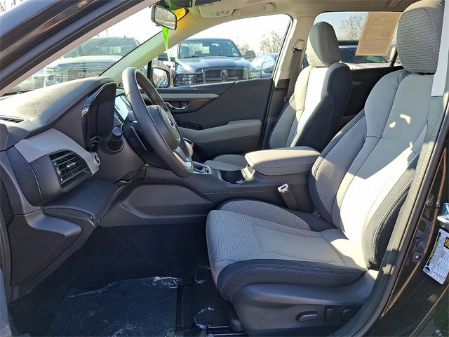 Used 2025 Subaru Outback Premium image 12
