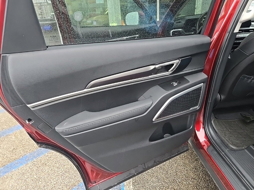 Certified 2023 Kia Telluride S w/ S Sunroof Package image 7