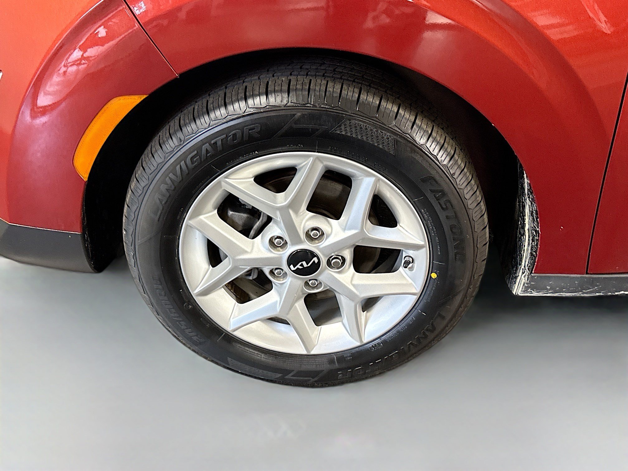 Used 2023 Kia Soul LX w/ LX Technology Package FWD image 37