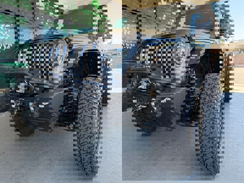 Used 2018 Jeep Wrangler Unlimited Sport S image 3