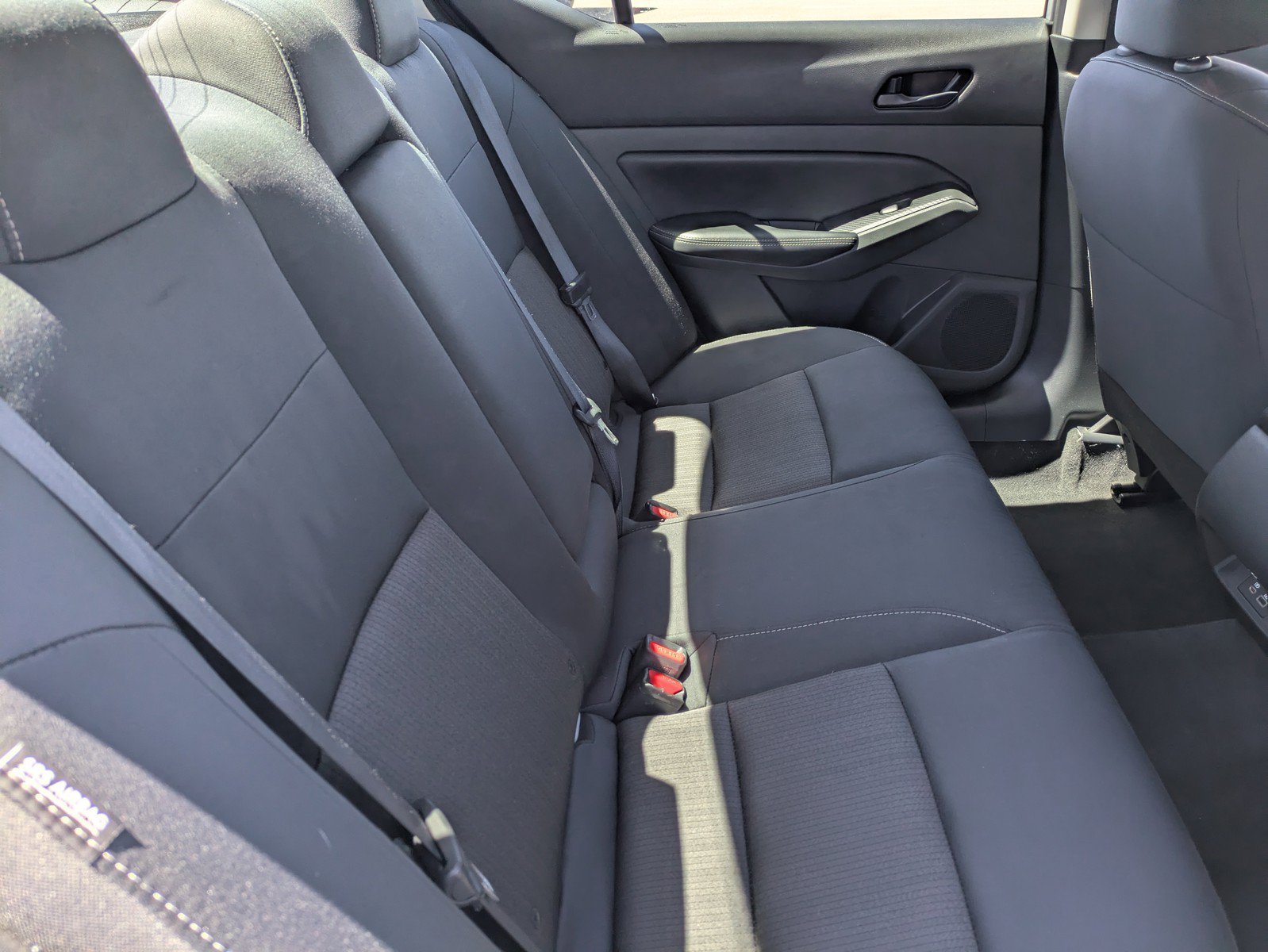 Used 2024 Nissan Altima 2.5 SV FWD image 13
