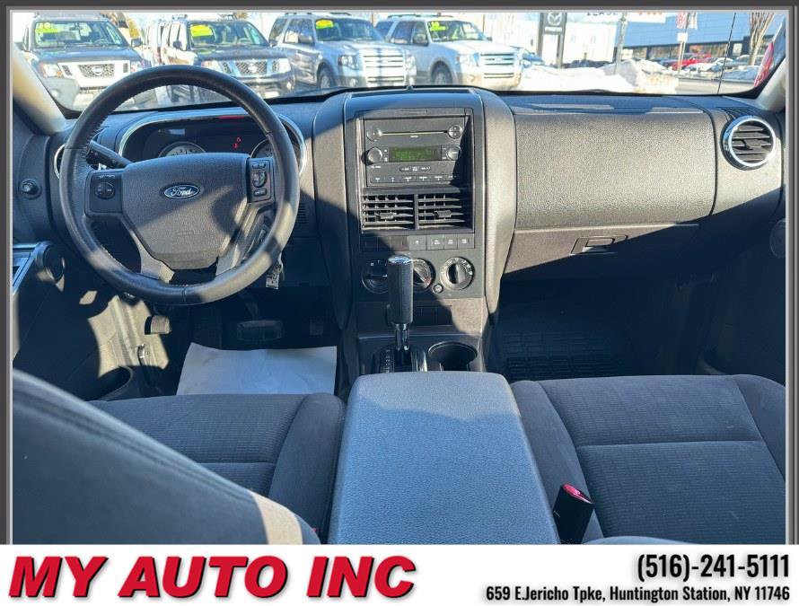 Used 2010 Ford Explorer Sport Trac XLT image 11