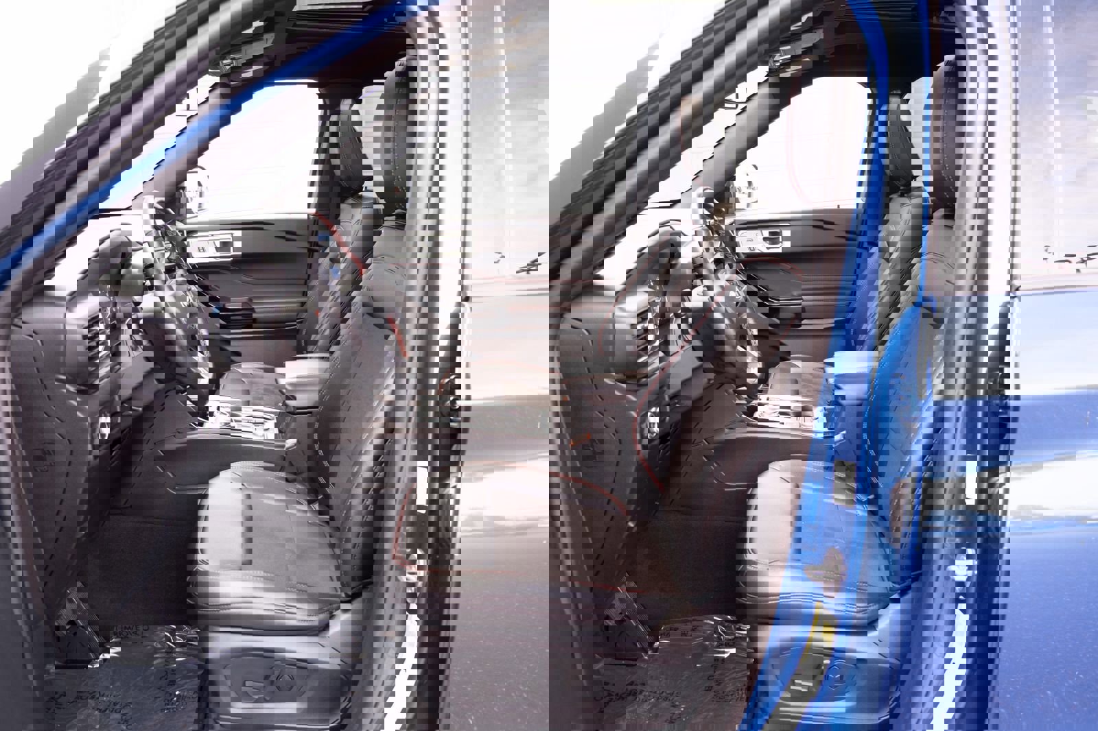 Used 2023 Ford Explorer ST-Line image 13