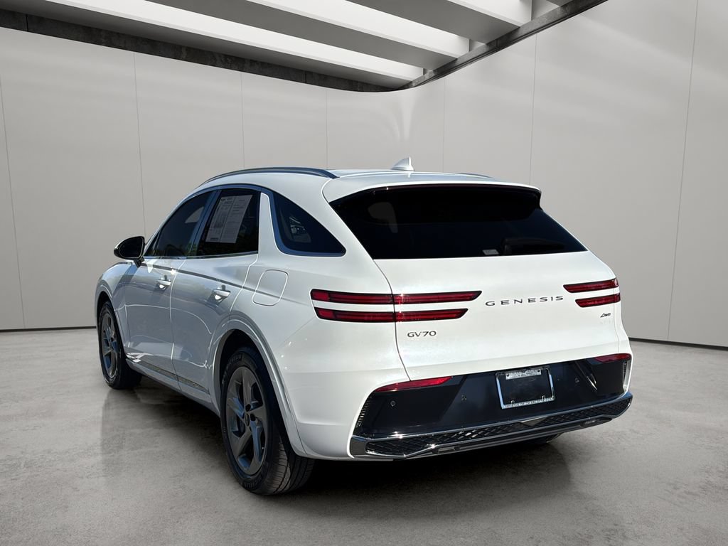 Certified 2026 Genesis GV70 2.5T Select AWD/4WD image 3