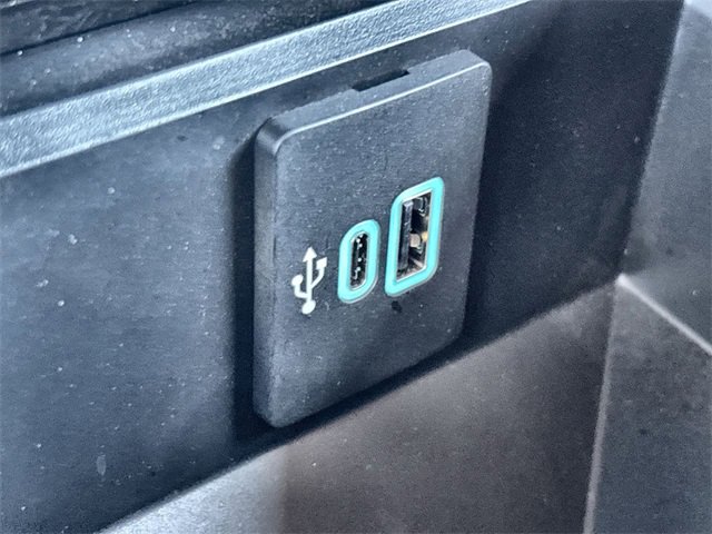 Used 2024 Ford F350 King Ranch image 38