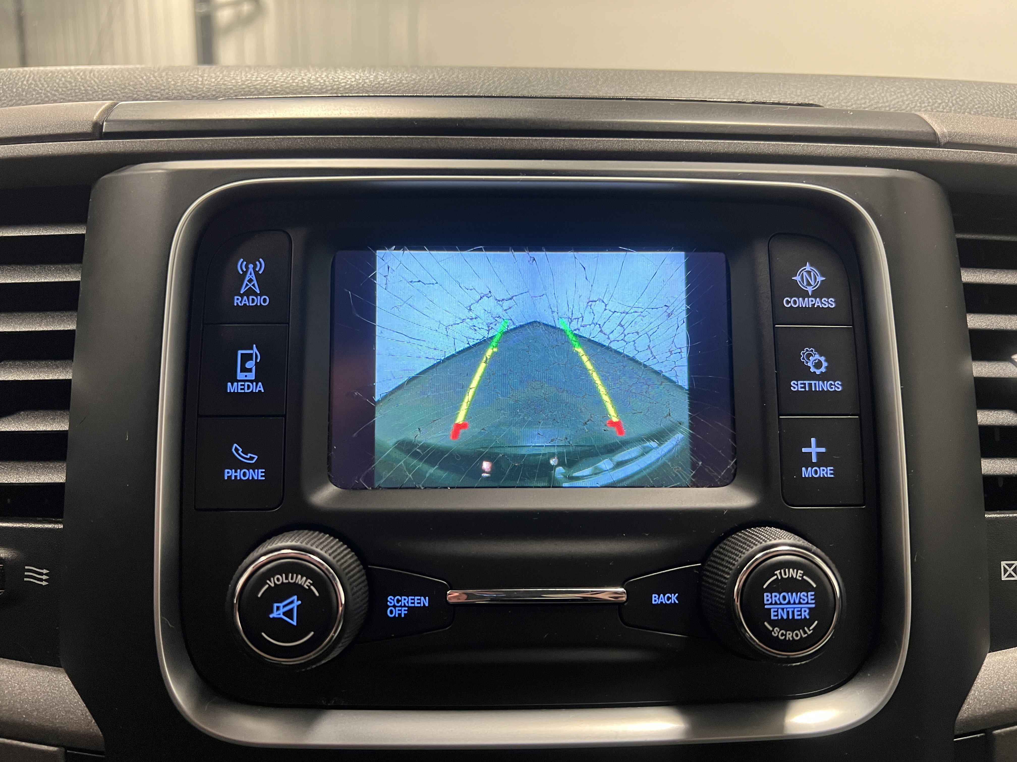 Used 2018 RAM 1500 Express image 25