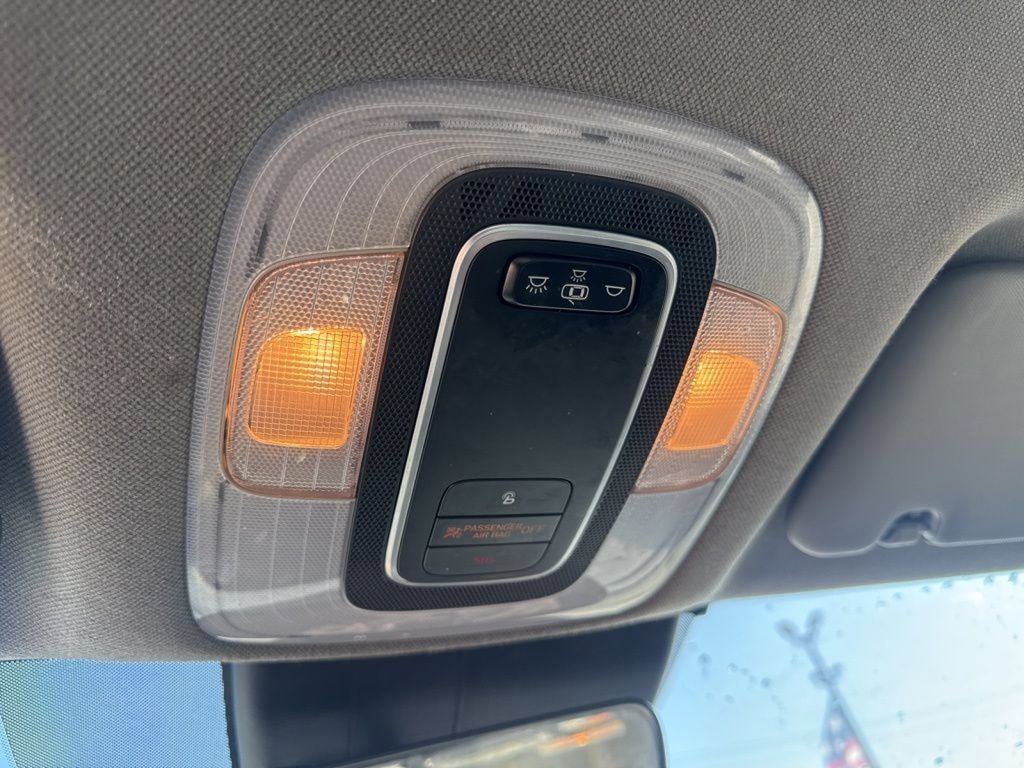 Used 2022 Hyundai Elantra SEL FWD image 33