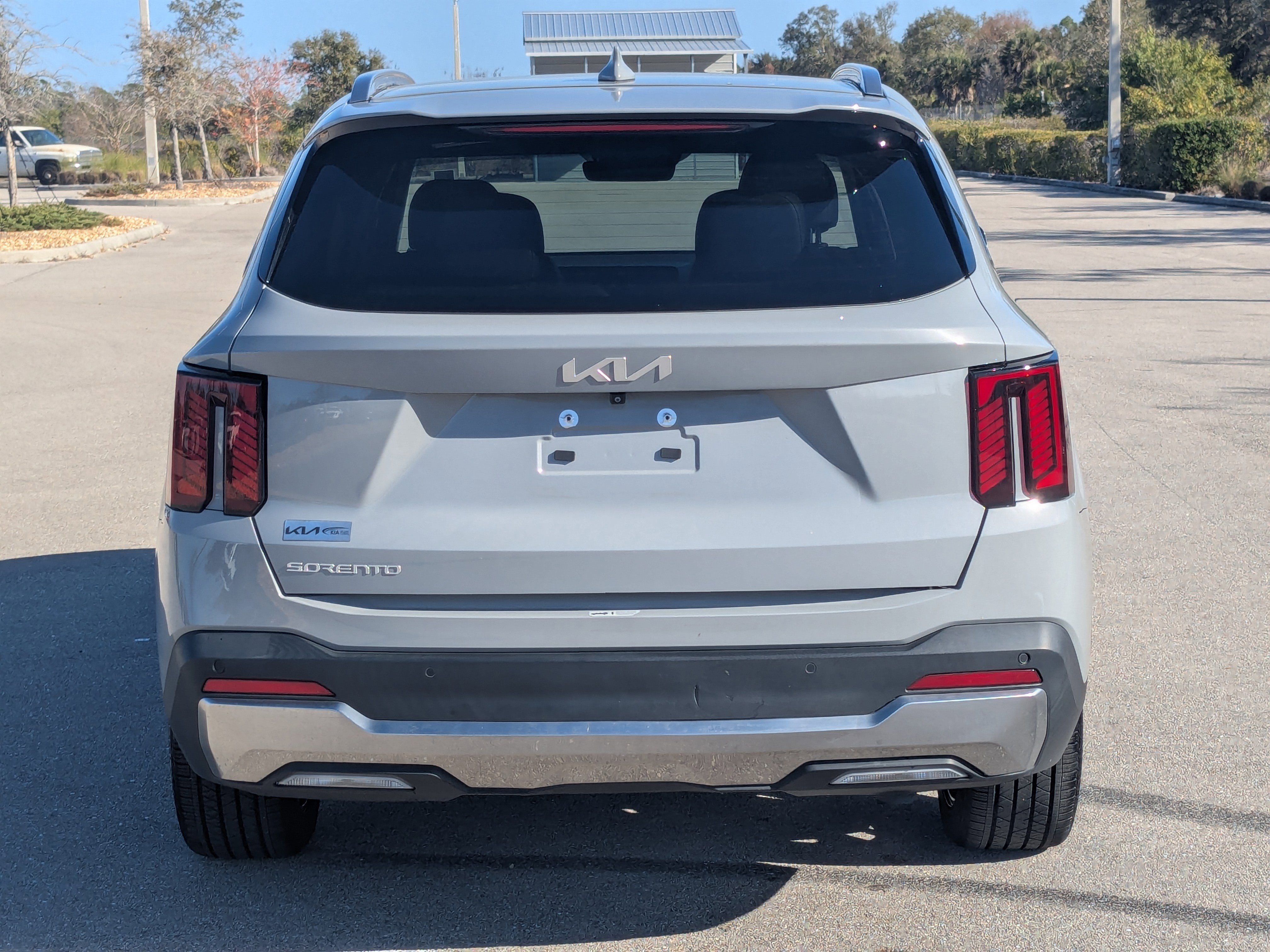 Used 2025 Kia Sorento SX image 6
