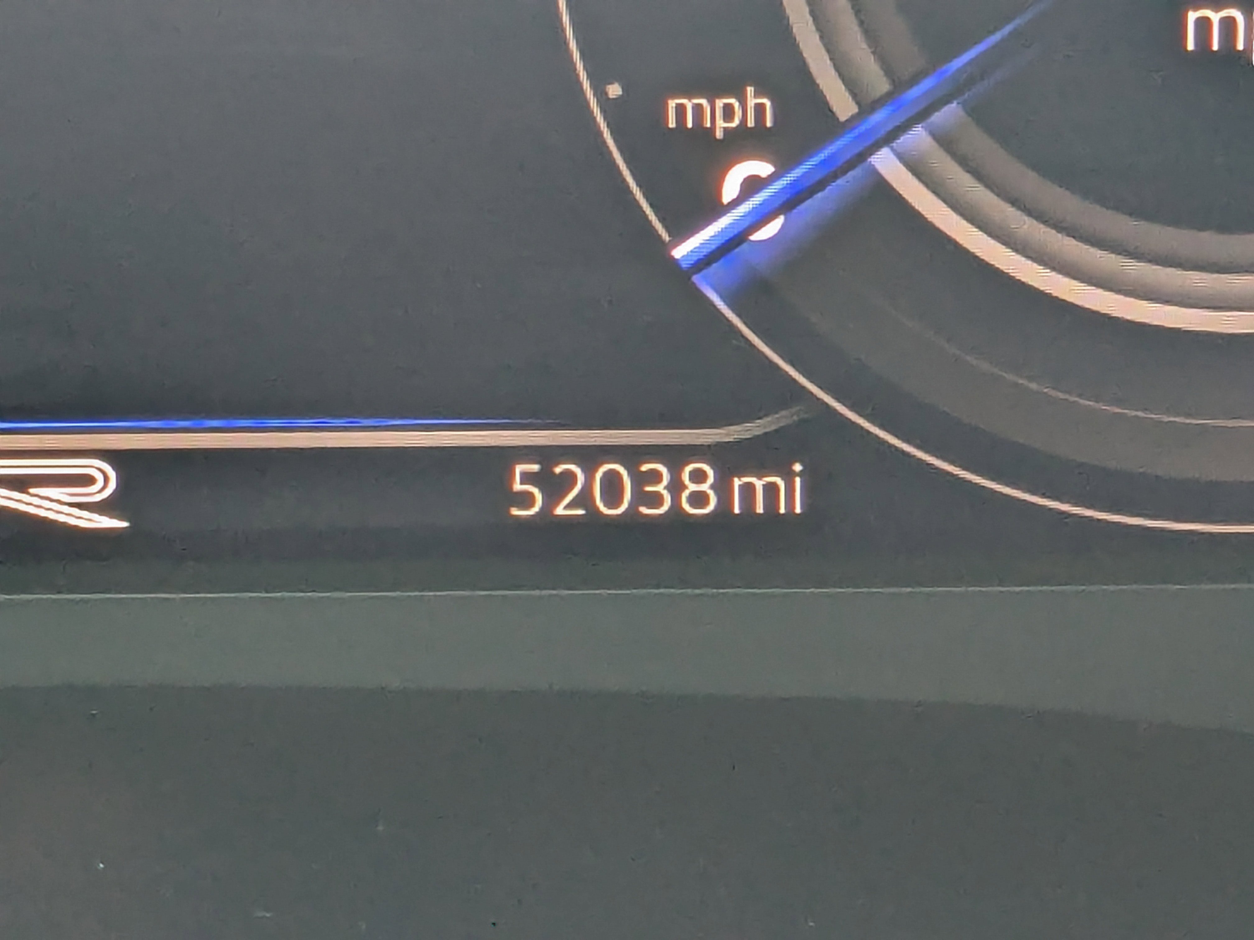 Used 2023 Volkswagen Atlas Cross Sport SEL image 38