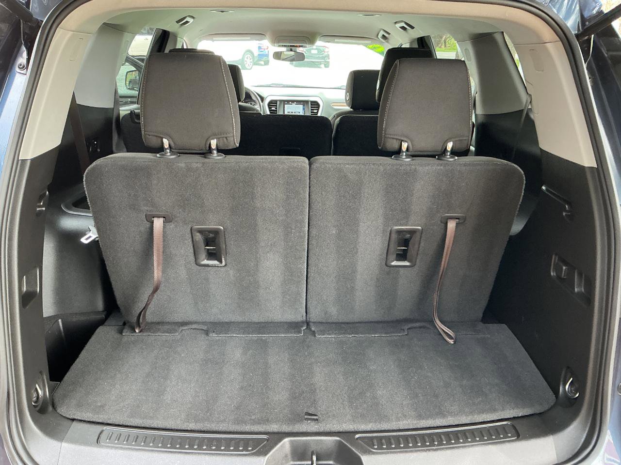 Used 2019 GMC Acadia SLE image 19