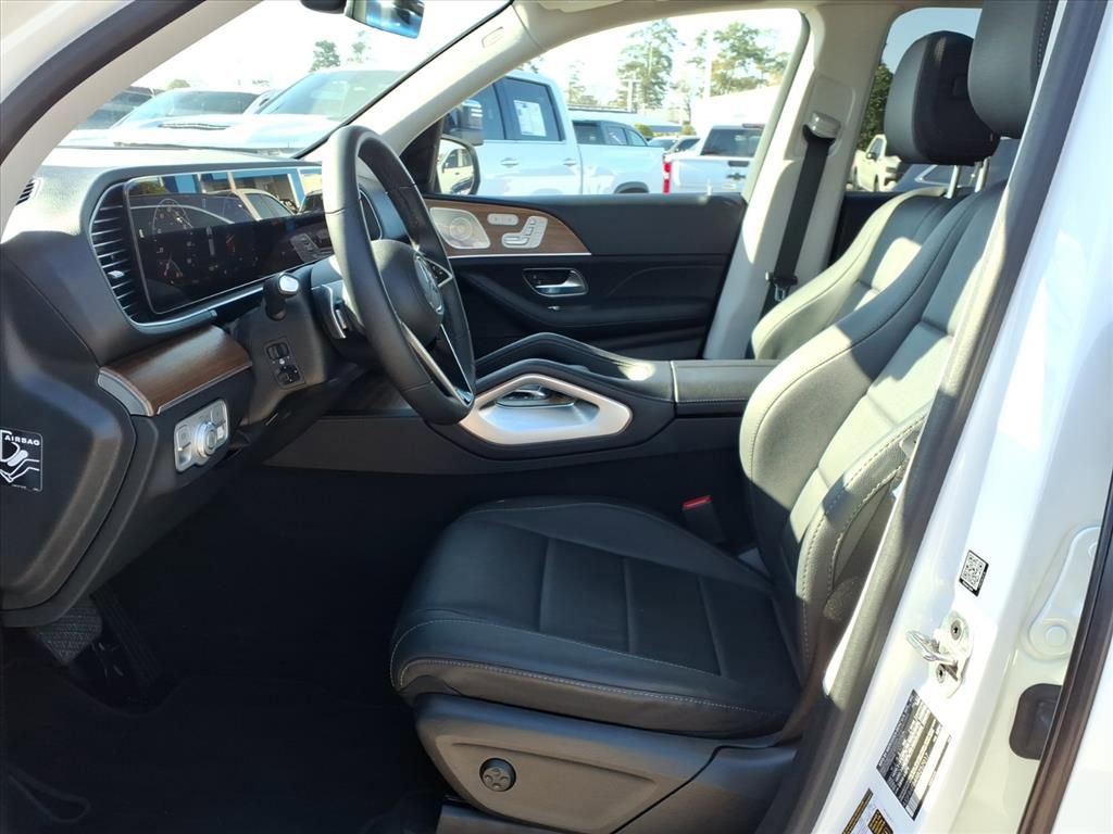 Used 2024 Mercedes-Benz GLE 350 4MATIC w/ Winter Package image 19