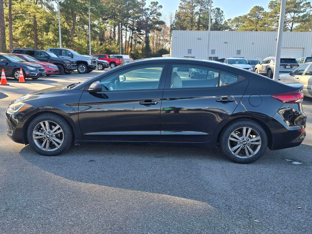 Used 2017 Hyundai Elantra SE w/ SE A/T Tech Package 03 image 7