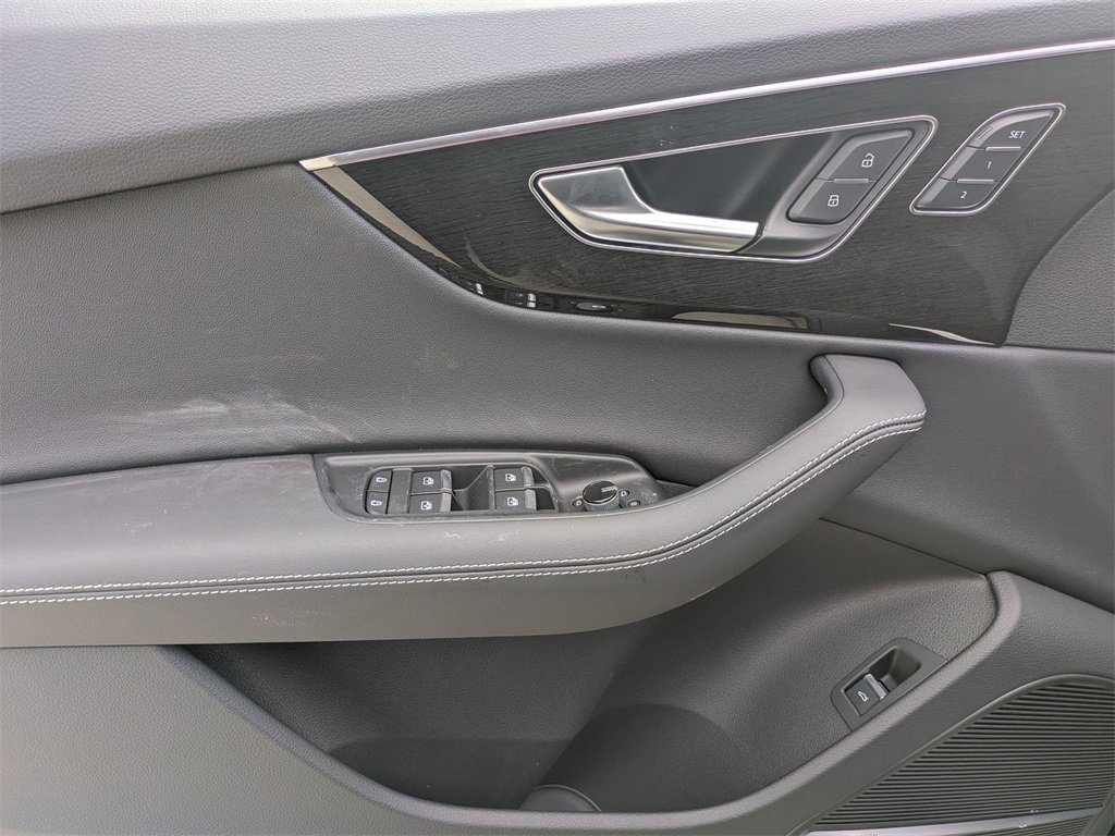 New 2026 Audi Q7 3.0T Premium Plus image 10