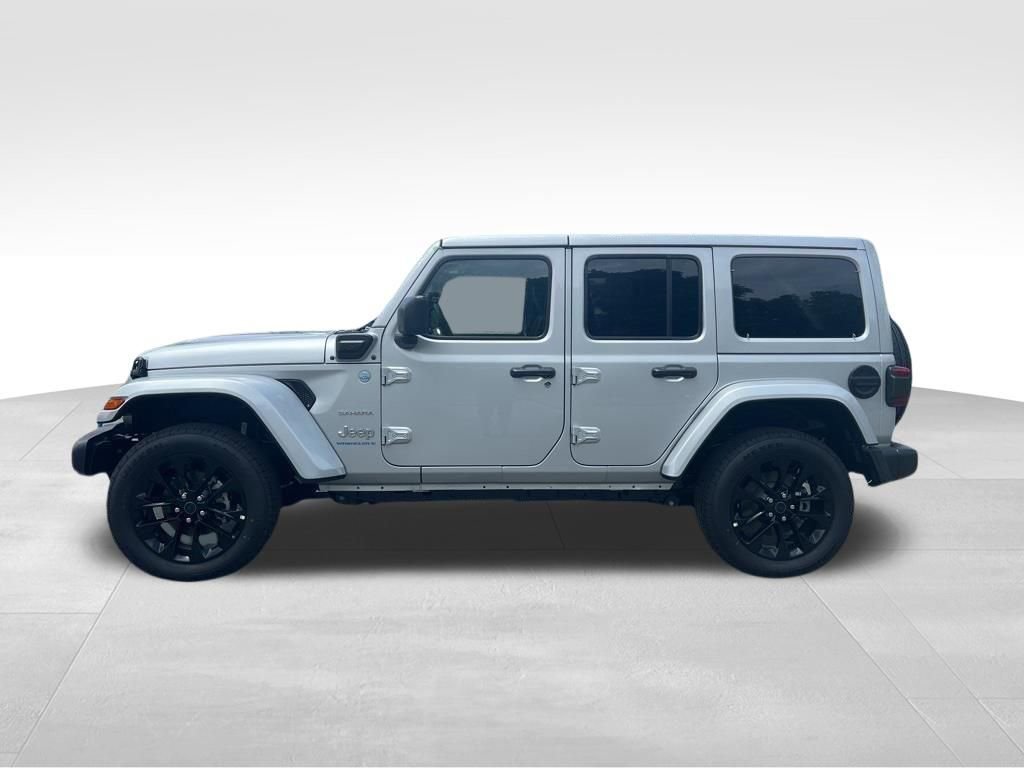 Used 2024 Jeep Wrangler Unlimited Sahara image 4