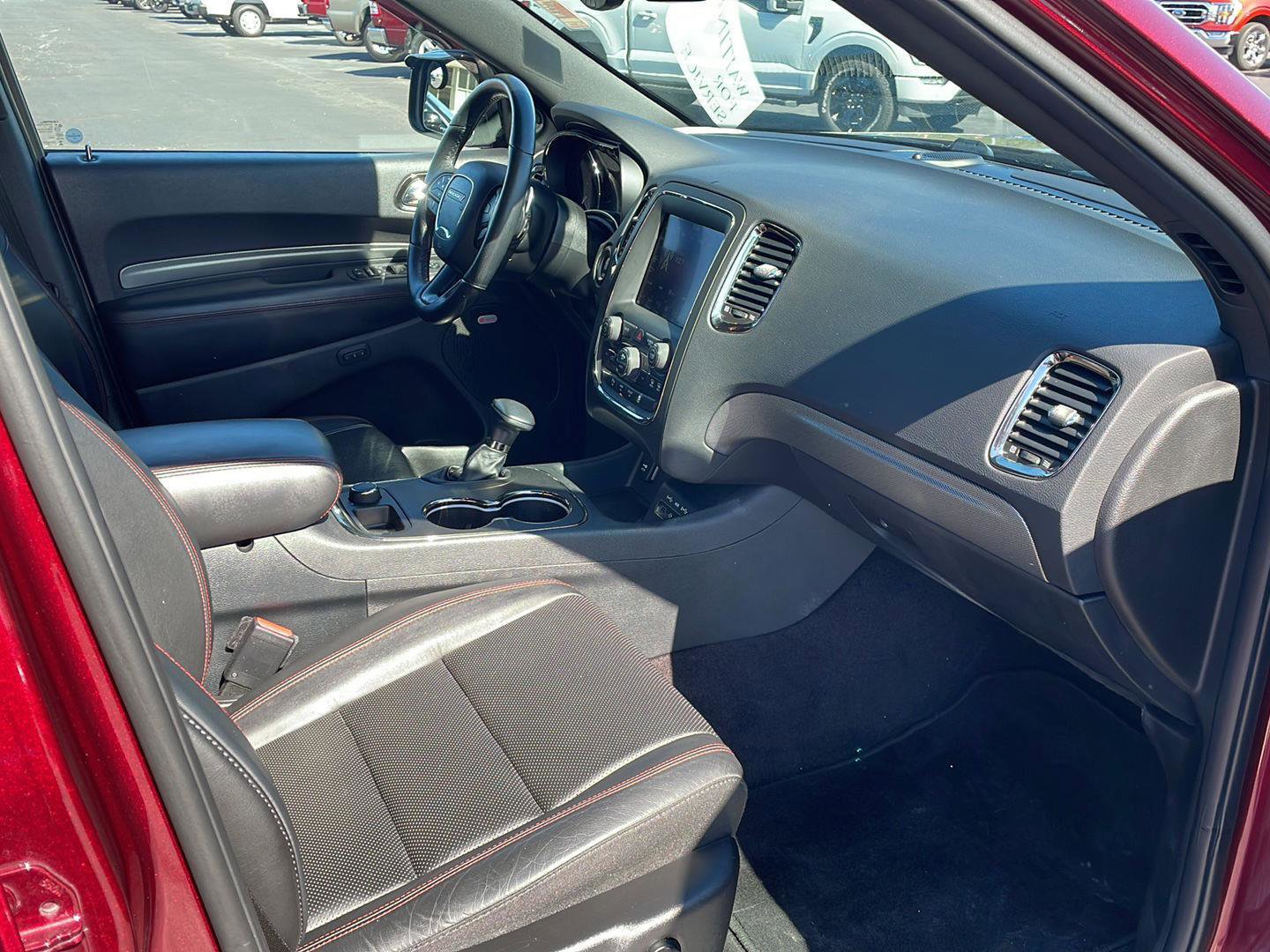 Used 2018 Dodge Durango R/T w/ Blacktop Package AWD/4WD image 29