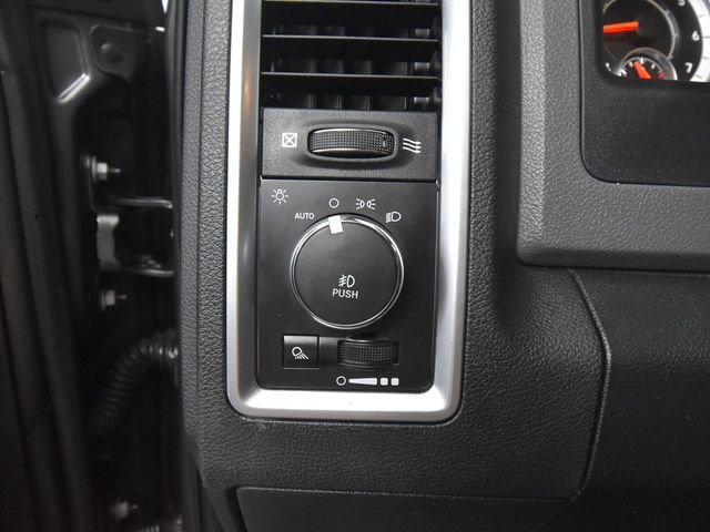Used 2017 RAM 1500 Classic SLT image 26