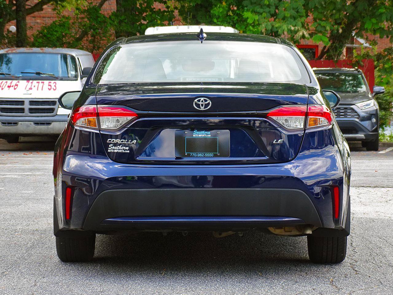 Used 2022 Toyota Corolla LE FWD image 13