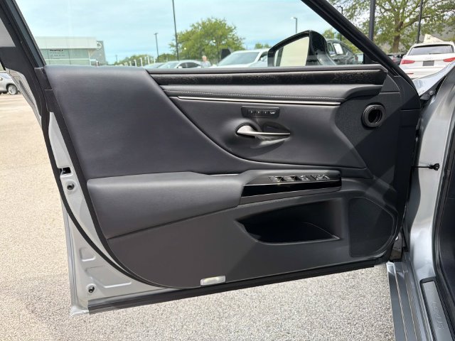 Certified 2024 Lexus ES 350 w/ Premium Package FWD image 17
