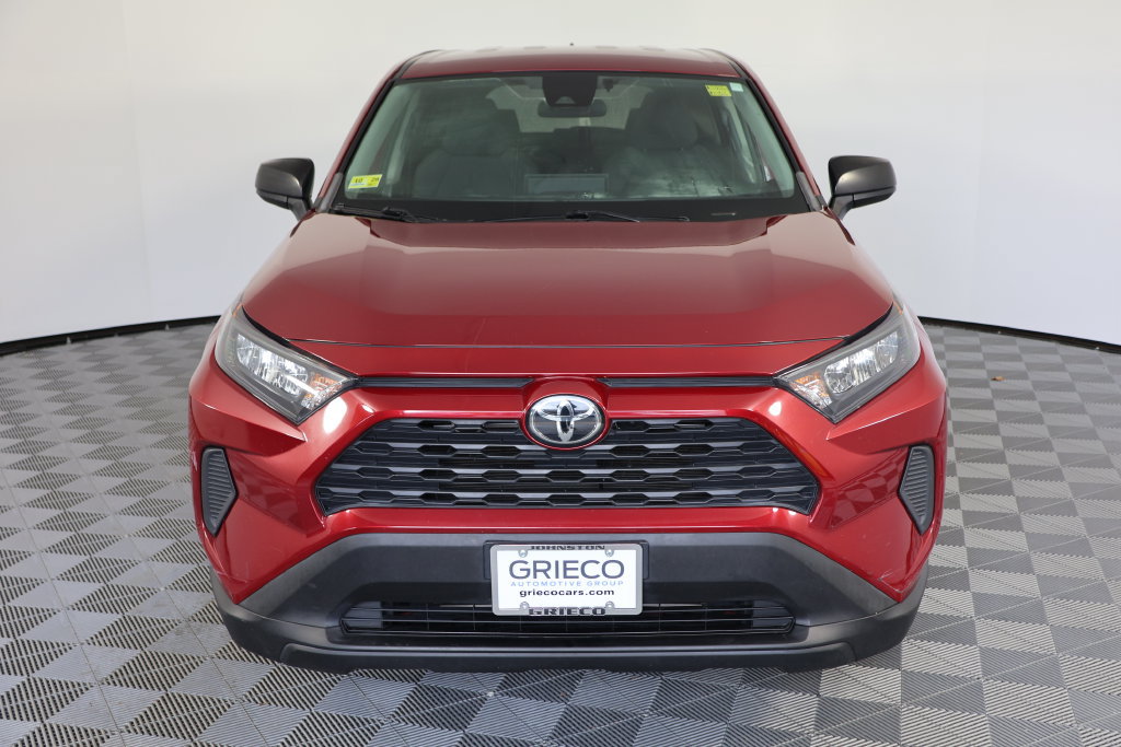 Used 2022 Toyota RAV4 LE AWD/4WD image 3