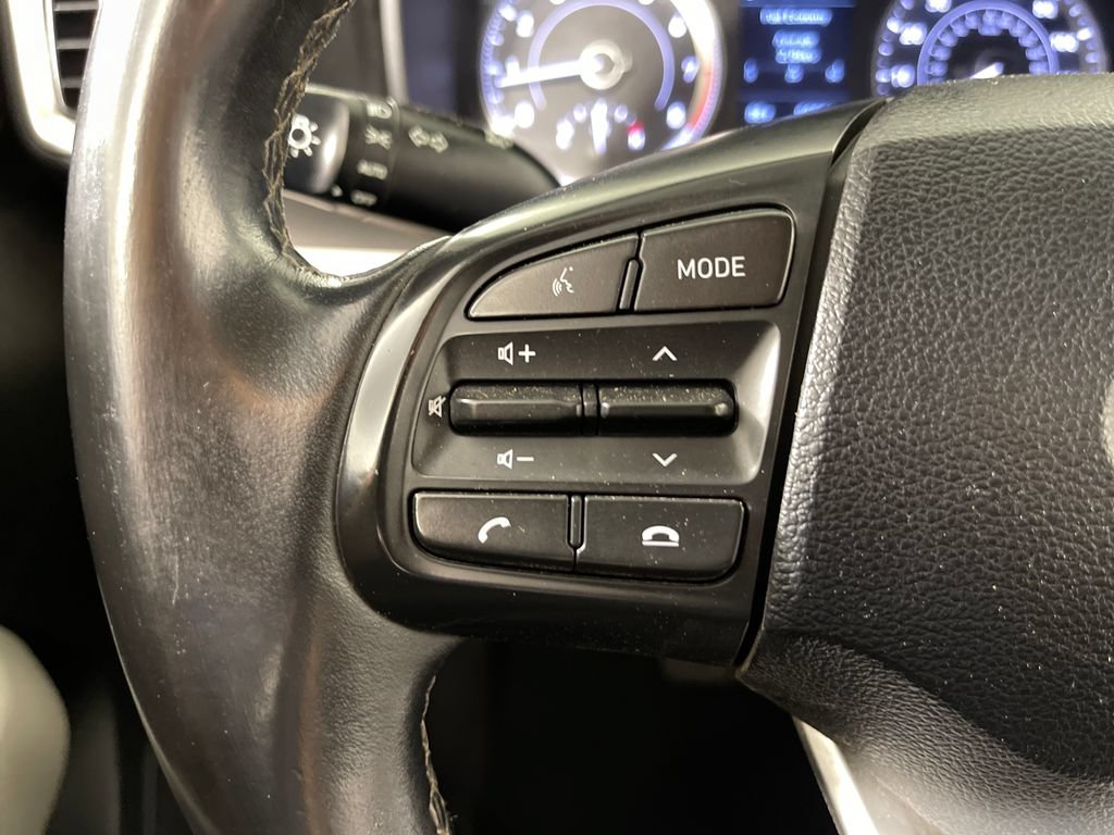 Used 2021 Hyundai Venue SEL w/ Premium Package FWD image 28
