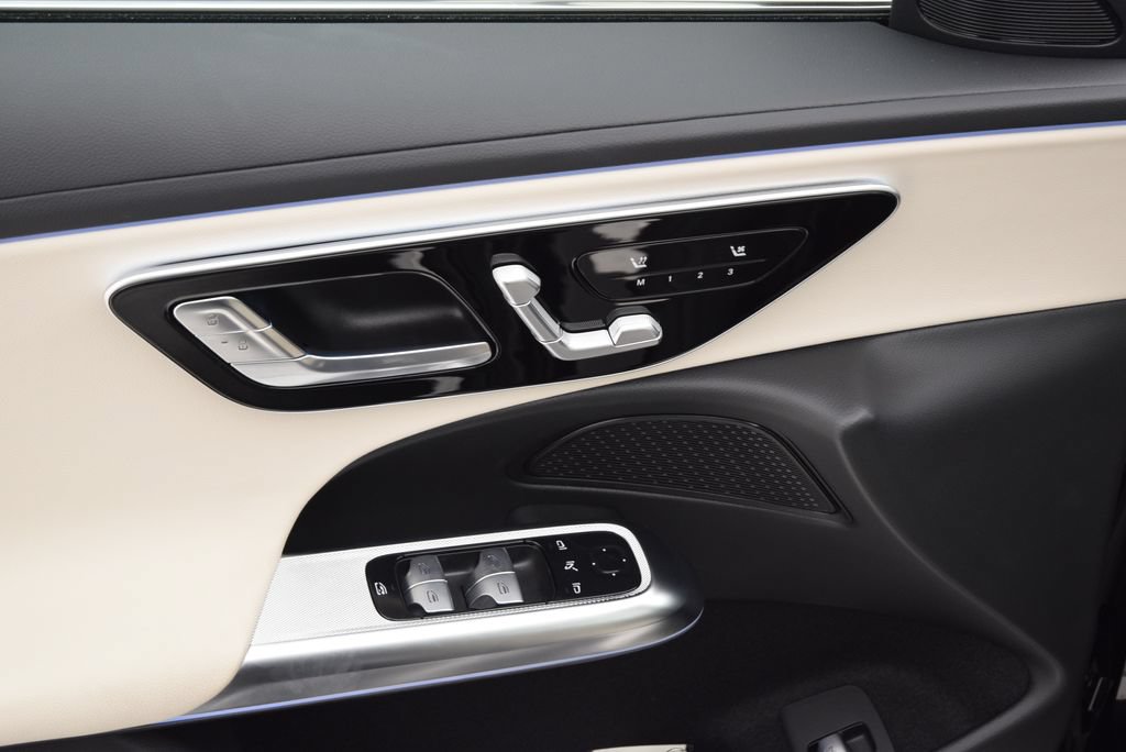 Certified 2026 Mercedes-Benz E 350 4MATIC Sedan image 21