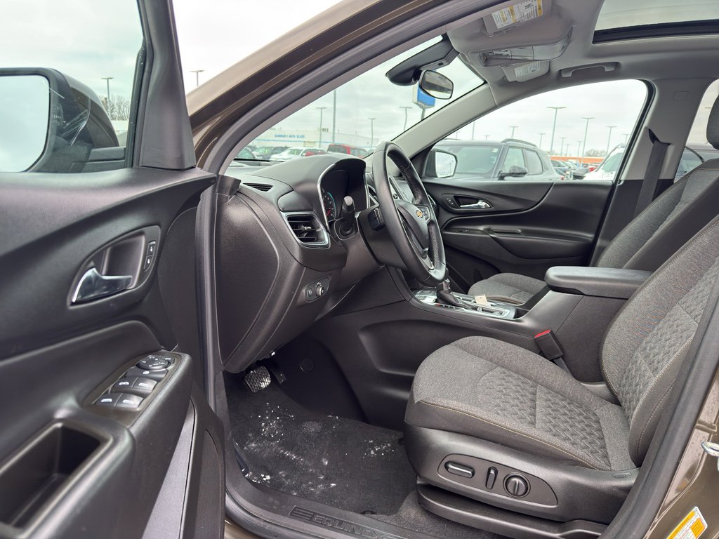 Used 2024 Chevrolet Equinox LT w/ LPO, Floor Liner Package image 11