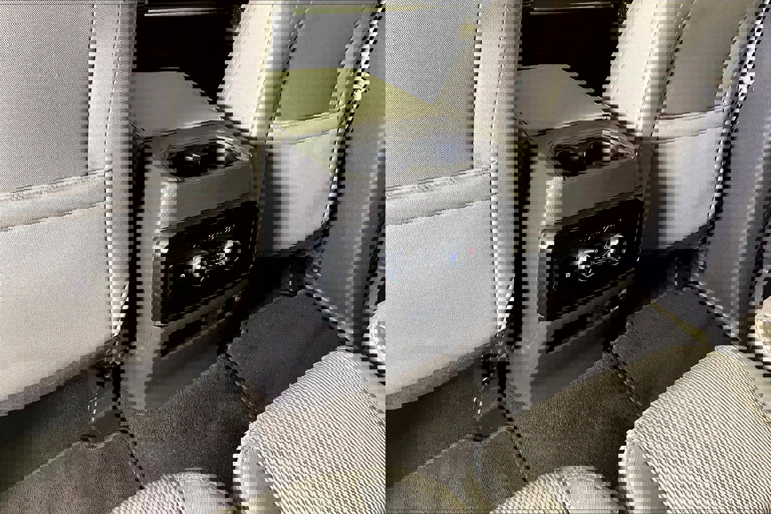 Used 2021 Ford Expedition XLT image 10